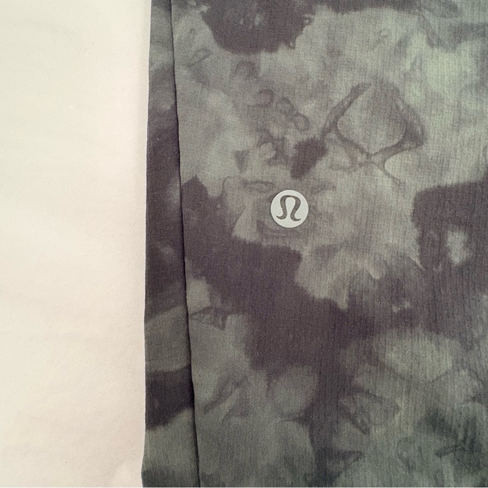 Lululemon | Run State Jogger | Sz L | Tidal Dye Smoked Spruce Black | EUC - Picture 8 of 8